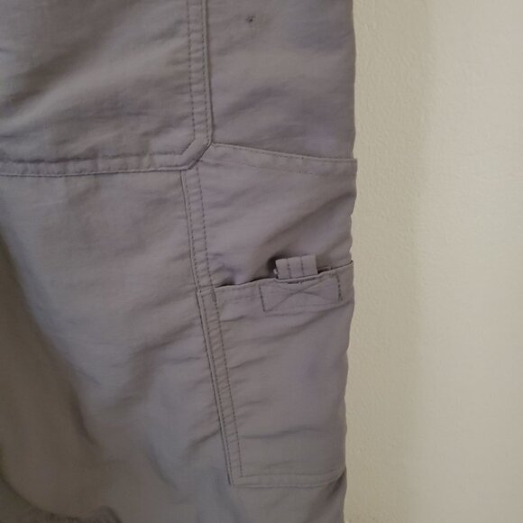 The North Face Tech Wear Cargo Hiking Utility Shorts Size XL - Picture 4 of 10